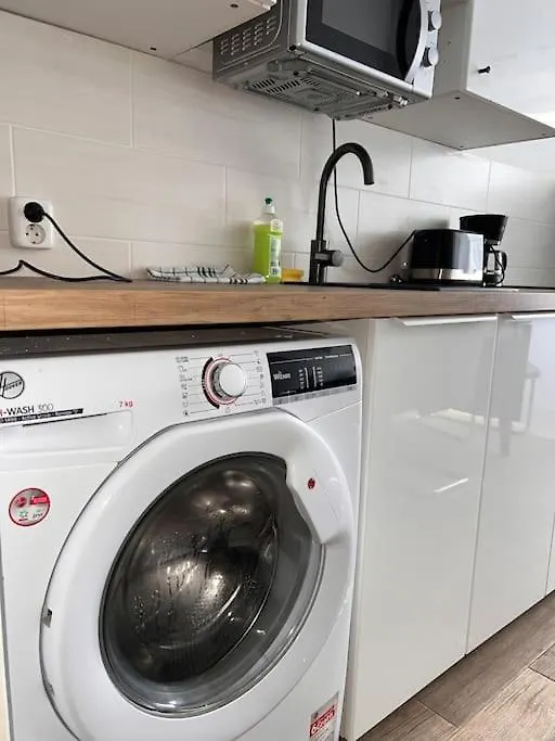 3 Rooms Flat Museuminsel Berlin-Mitte 7 Personen Lägenhet
