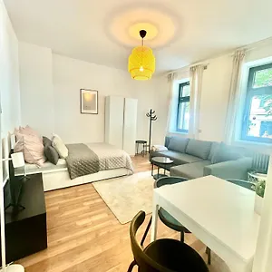 Apartment Red Stone, Berlin