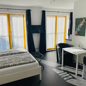Apartment New, Berlin