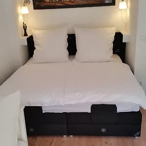 Apartment Oasis, Berlin
